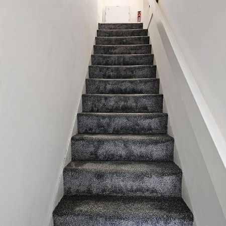 Modern & Stylish 1 Bedroom Flat In Bridgend Town Eksteriør billede